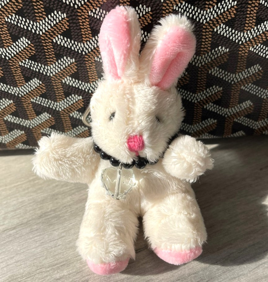 BLACK HEART BUNNY KEYCHAIN