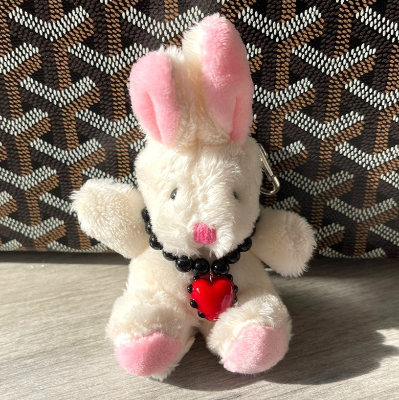 BLACK HEART BUNNY KEYCHAIN