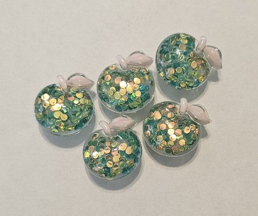 CONFETTI GREEN APPLE SHOE CHARM