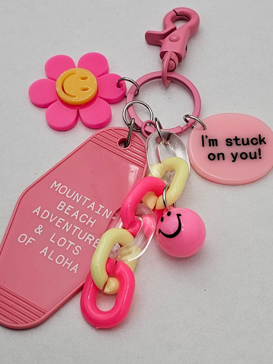 FLOWER PLATE KEYCHAIN